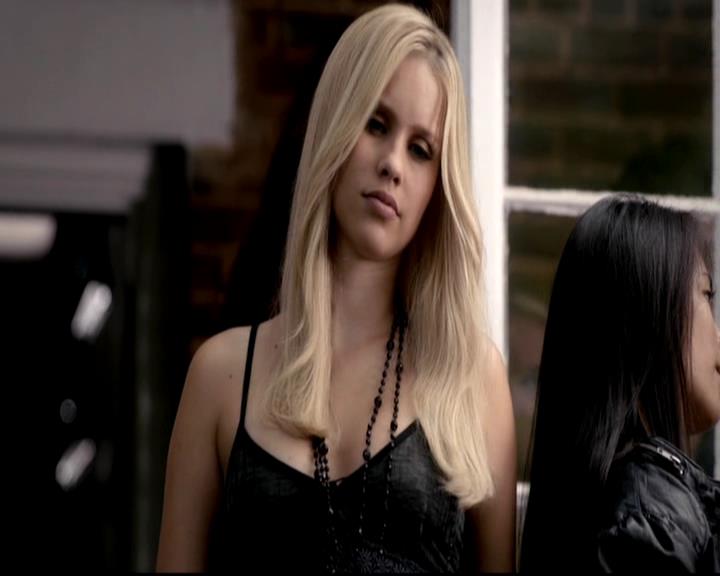 VampireDiariesWorld-dot-org_4x03TheRager1326.jpg