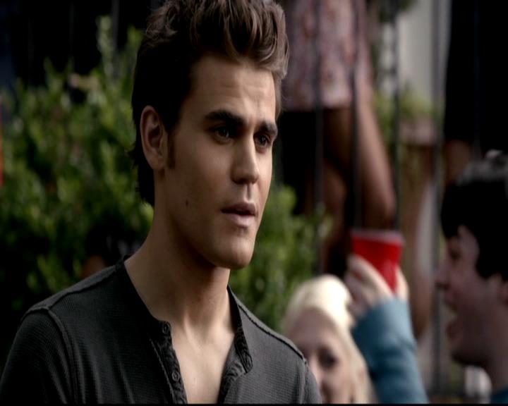 VampireDiariesWorld-dot-org_4x03TheRager1338.jpg