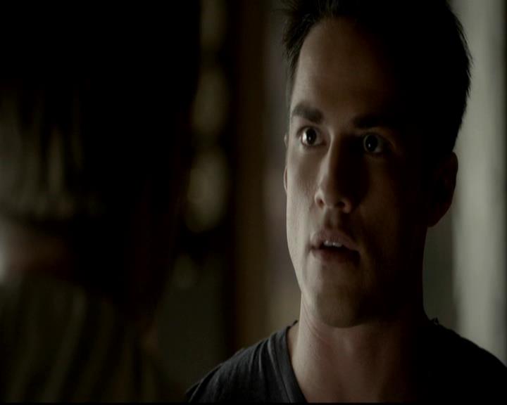 VampireDiariesWorld-dot-org_4x03TheRager1418.jpg