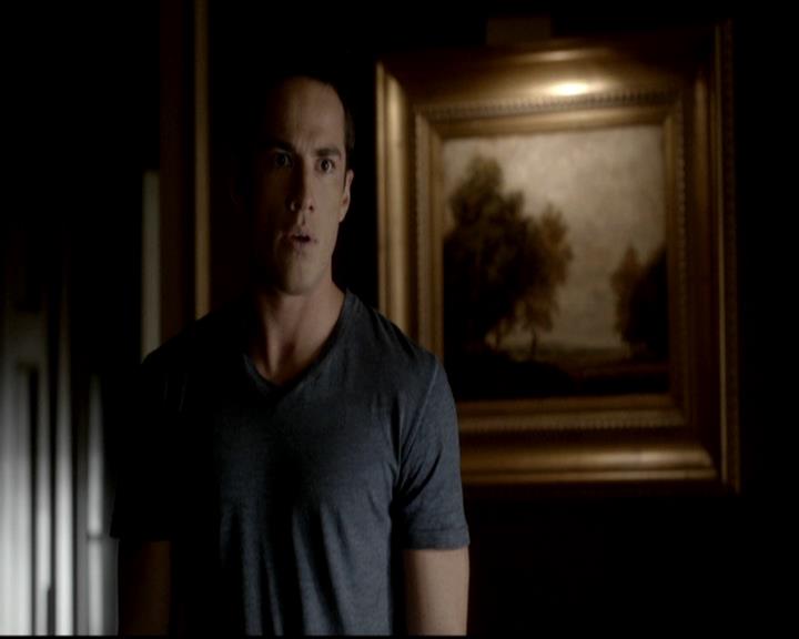 VampireDiariesWorld-dot-org_4x03TheRager1428.jpg