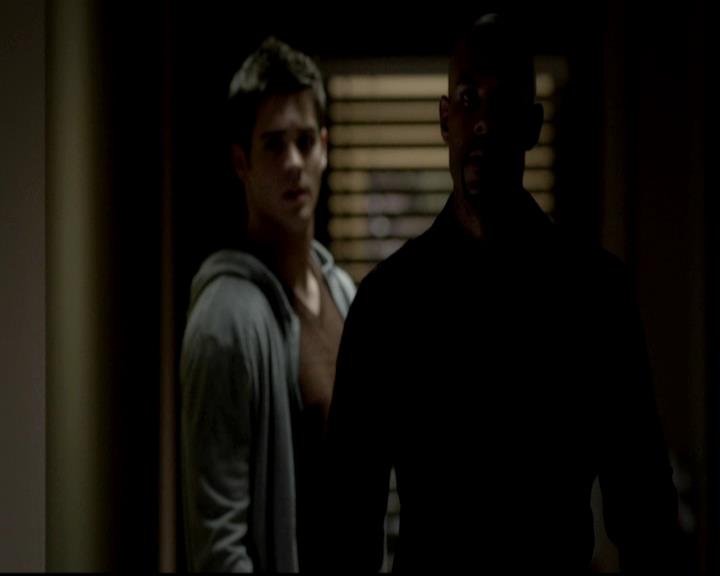 VampireDiariesWorld-dot-org_4x03TheRager1515.jpg