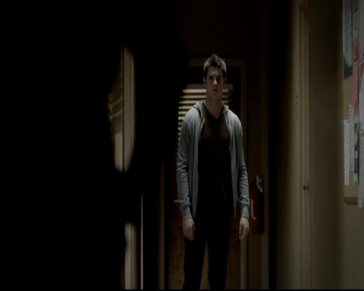 VampireDiariesWorld-dot-org_4x03TheRager1521.jpg