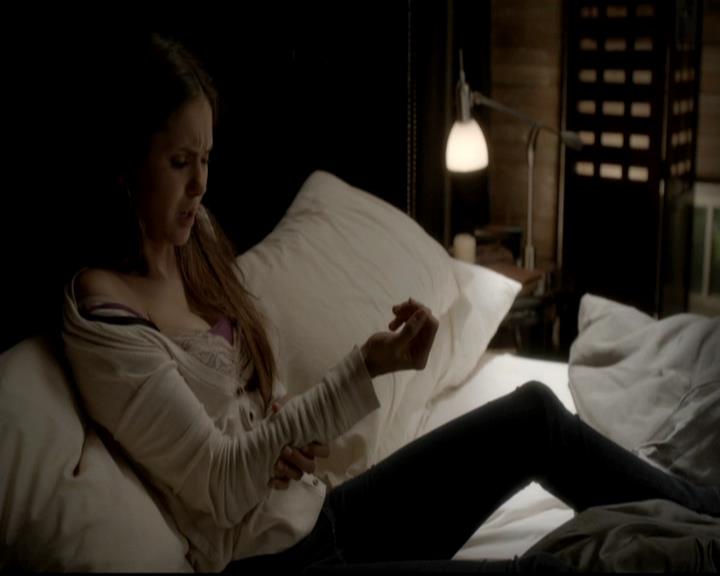 VampireDiariesWorld-dot-org_4x03TheRager1607.jpg