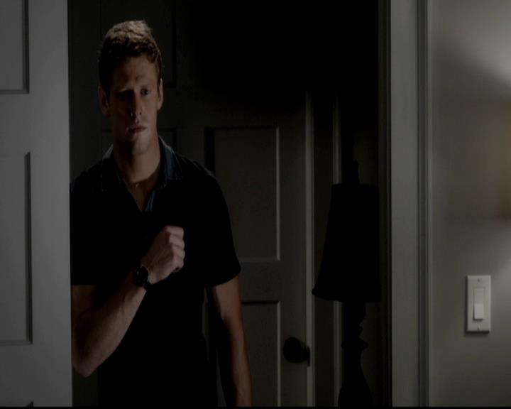 VampireDiariesWorld-dot-org_4x03TheRager1638.jpg