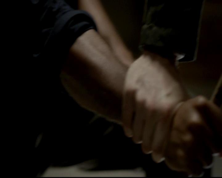 VampireDiariesWorld-dot-org_4x03TheRager1745.jpg