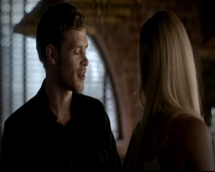 VampireDiariesWorld-dot-org_4x04TheFive0280.jpg