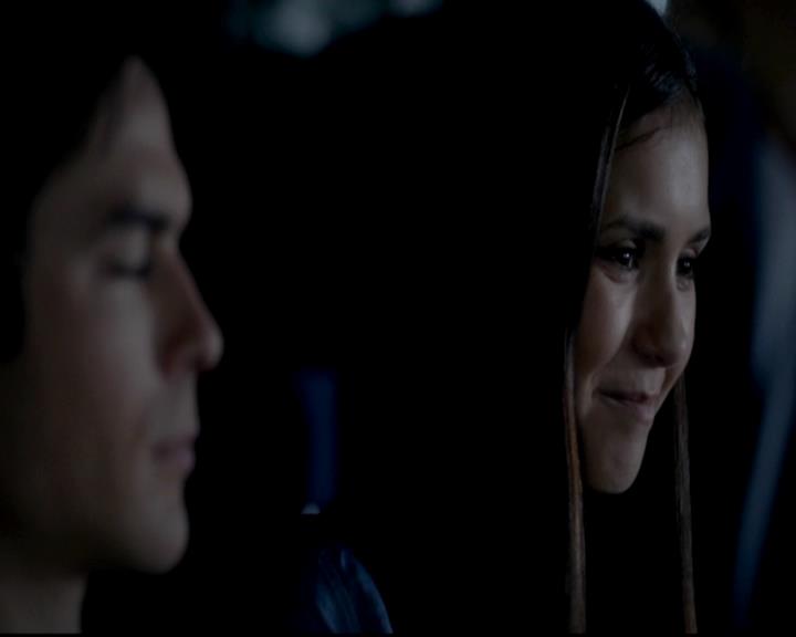 VampireDiariesWorld-dot-org_4x04TheFive0365.jpg