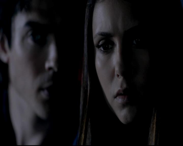 VampireDiariesWorld-dot-org_4x04TheFive0423.jpg