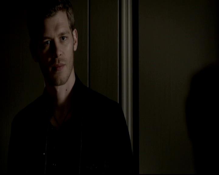 VampireDiariesWorld-dot-org_4x04TheFive0502.jpg