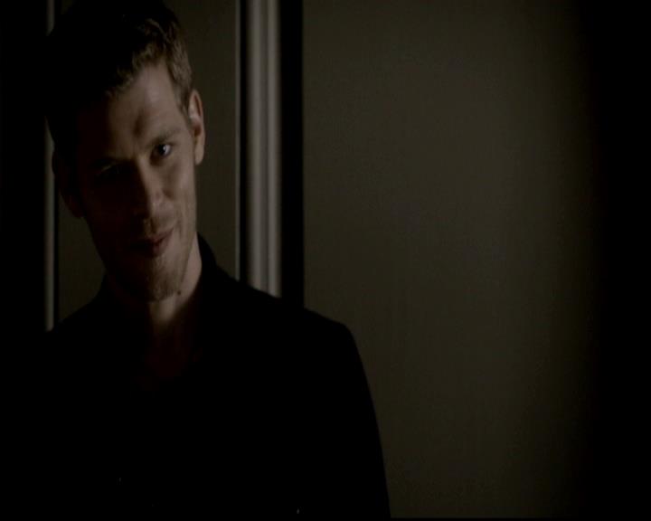 VampireDiariesWorld-dot-org_4x04TheFive0525.jpg