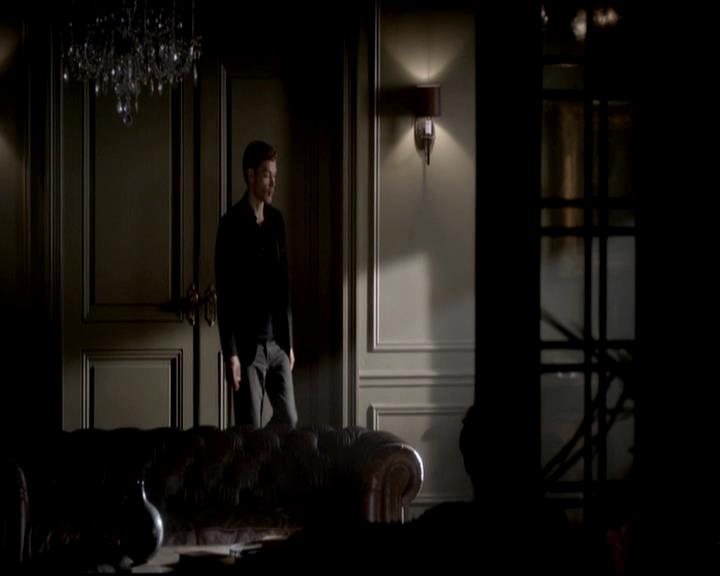 VampireDiariesWorld-dot-org_4x04TheFive0528.jpg