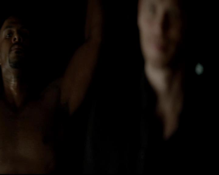 VampireDiariesWorld-dot-org_4x04TheFive0837.jpg