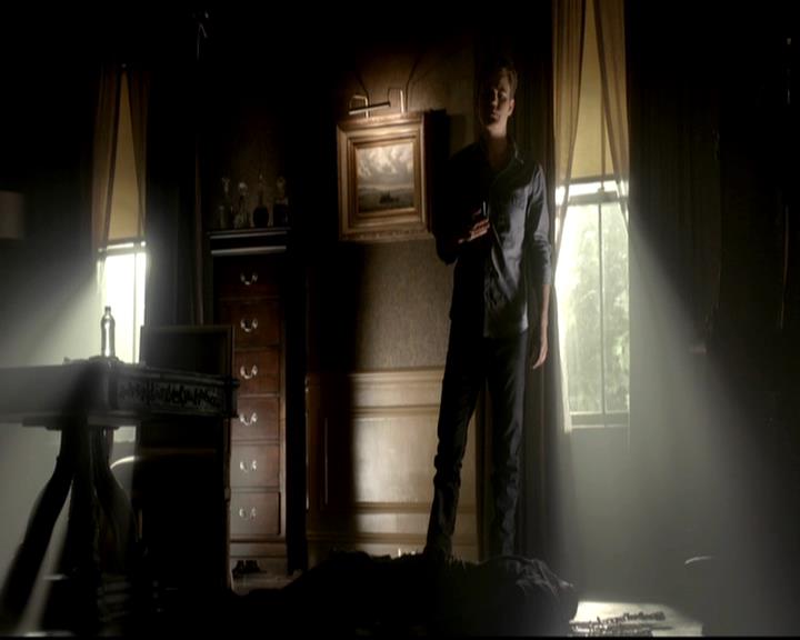 VampireDiariesWorld-dot-org_4x05TheKiller0282.jpg