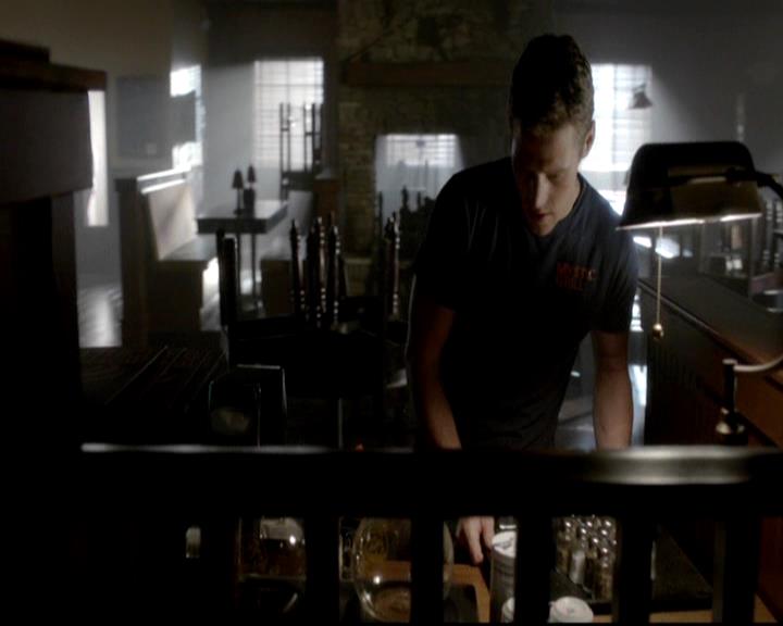 VampireDiariesWorld-dot-org_4x05TheKiller0288.jpg