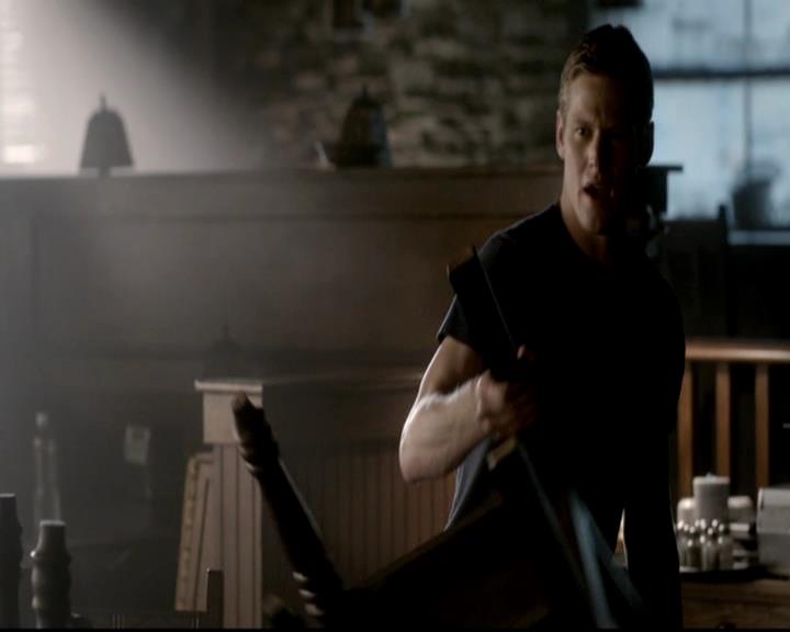 VampireDiariesWorld-dot-org_4x05TheKiller0295.jpg