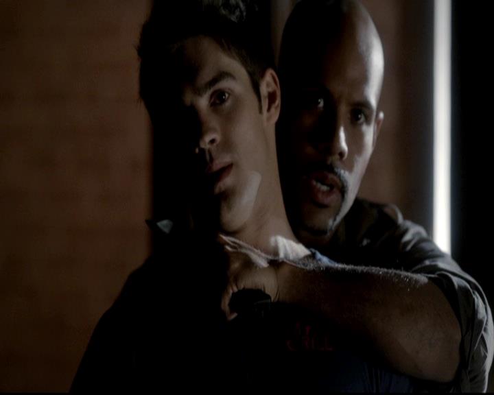 VampireDiariesWorld-dot-org_4x05TheKiller0325.jpg