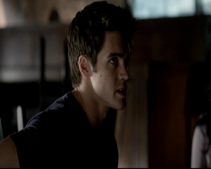 VampireDiariesWorld-dot-org_4x05TheKiller0402.jpg