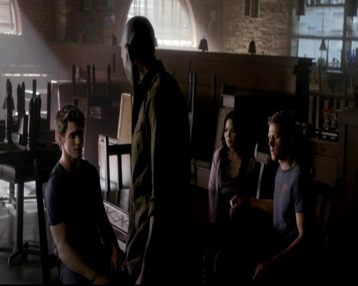 VampireDiariesWorld-dot-org_4x05TheKiller0415.jpg