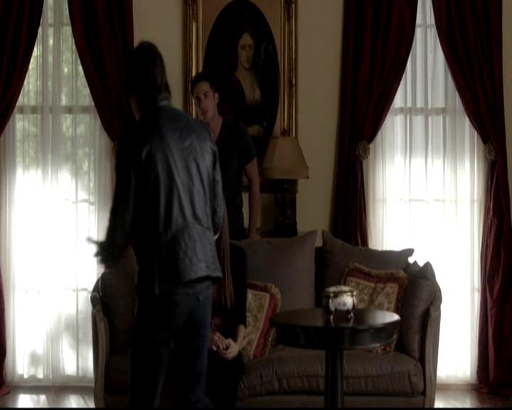 VampireDiariesWorld-dot-org_4x05TheKiller0458.jpg