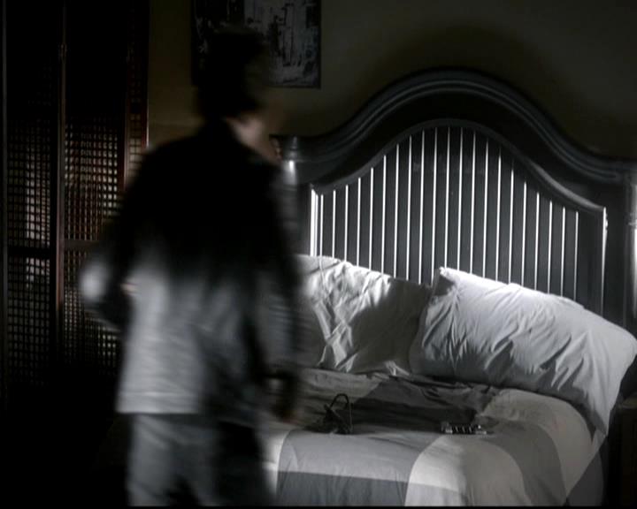 VampireDiariesWorld-dot-org_4x05TheKiller0720.jpg