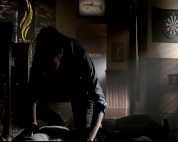 VampireDiariesWorld-dot-org_4x05TheKiller1496.jpg