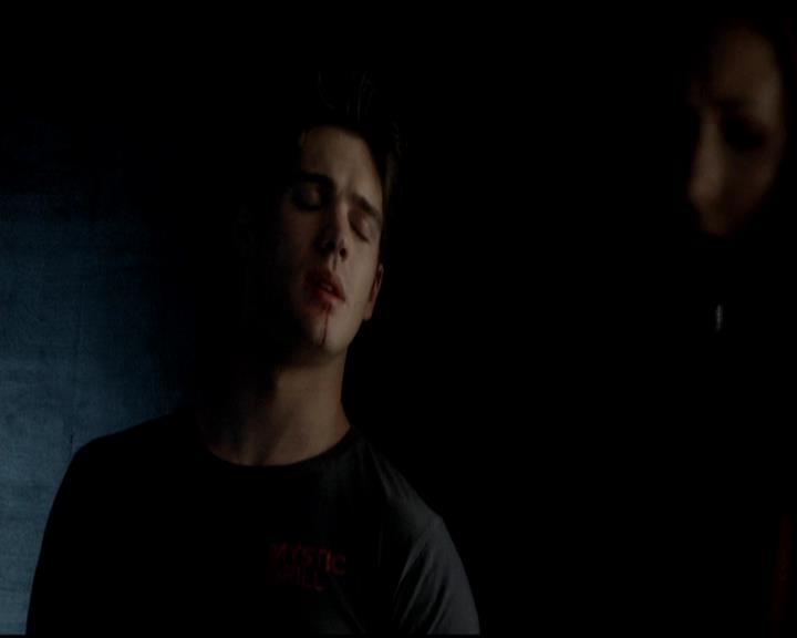 VampireDiariesWorld-dot-org_4x05TheKiller1524.jpg