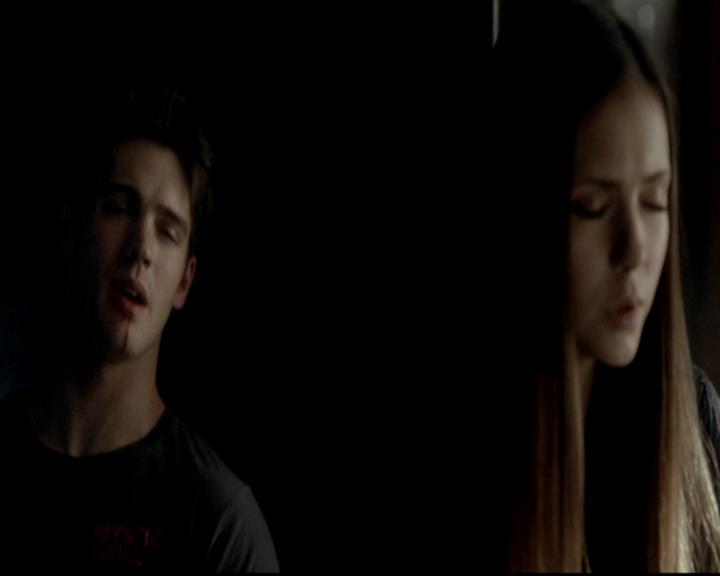 VampireDiariesWorld-dot-org_4x05TheKiller1528.jpg