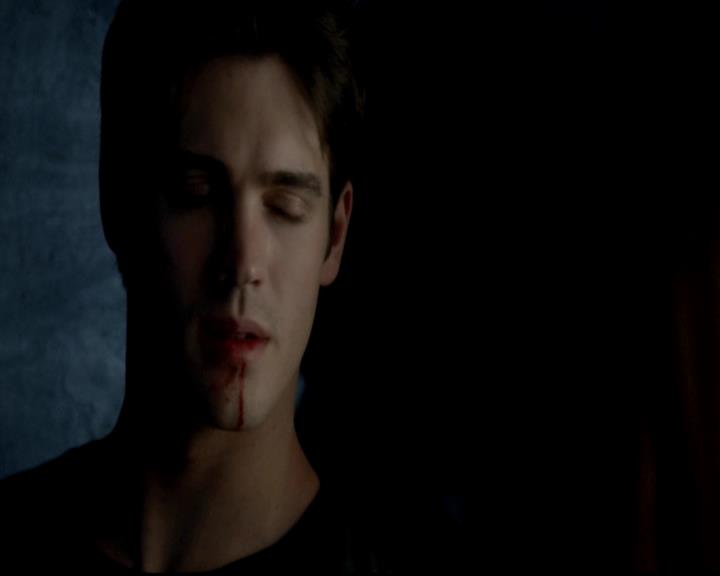 VampireDiariesWorld-dot-org_4x05TheKiller1547.jpg