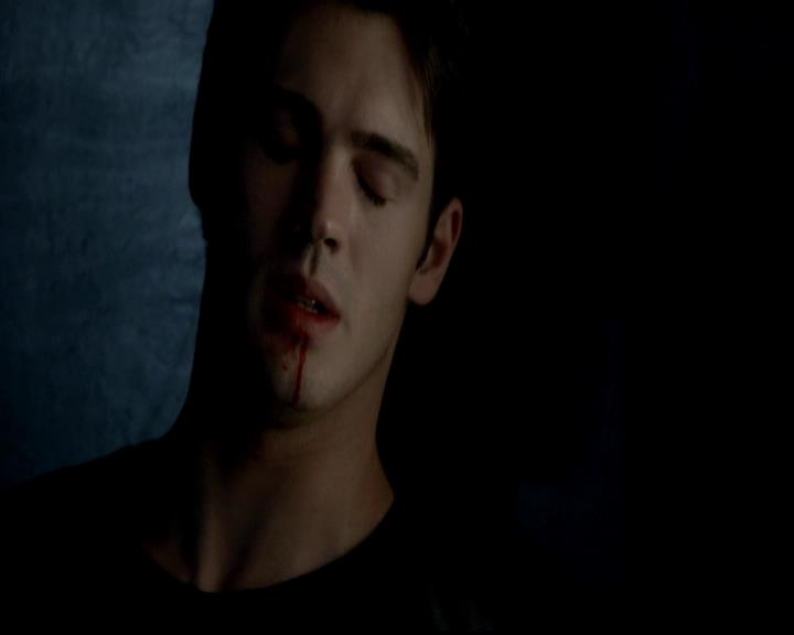 VampireDiariesWorld-dot-org_4x05TheKiller1558.jpg