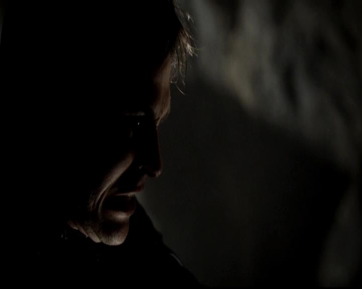 VampireDiariesWorld-dot-org_4x05TheKiller1620.jpg