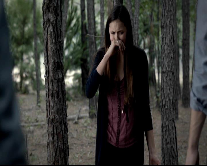 VampireDiariesWorld-dot-org_4x05TheKiller1912.jpg