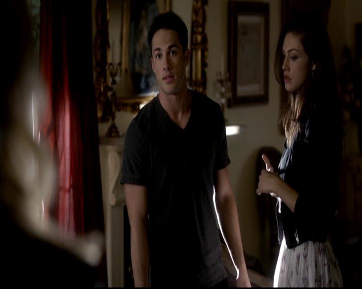 VampireDiariesWorld-dot-org_4x05TheKiller1936.jpg