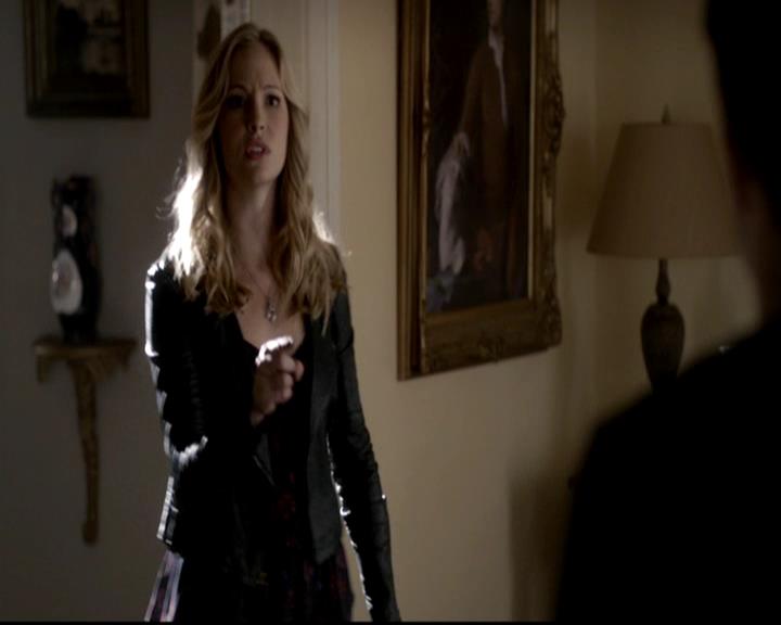 VampireDiariesWorld-dot-org_4x05TheKiller1949.jpg