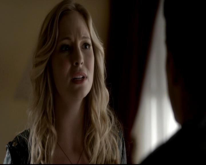 VampireDiariesWorld-dot-org_4x05TheKiller1970.jpg