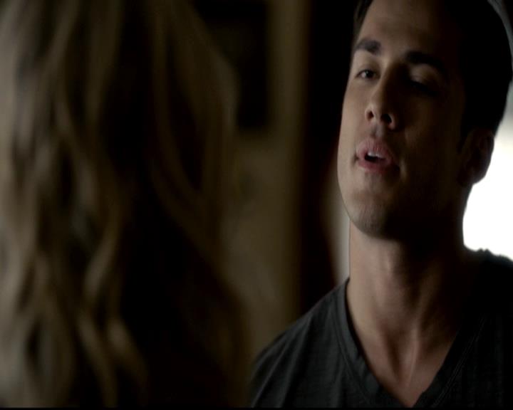 VampireDiariesWorld-dot-org_4x05TheKiller1971.jpg