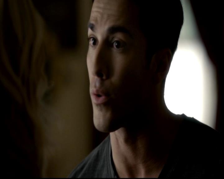 VampireDiariesWorld-dot-org_4x05TheKiller1984.jpg