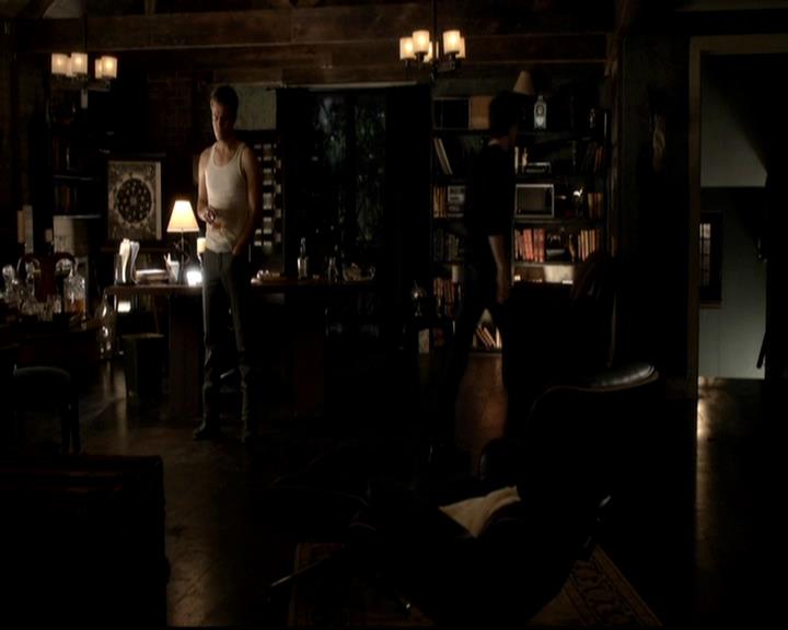 VampireDiariesWorld-dot-org_4x05TheKiller2200.jpg