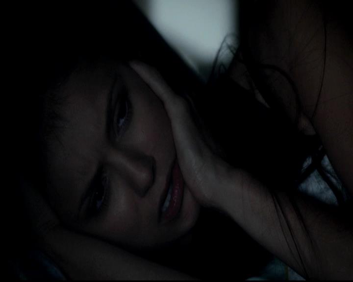 VampireDiariesWorld-dot-org_4x06WeAllGoALittleMadSometimes0010.jpg