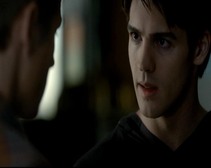 VampireDiariesWorld-dot-org_4x06WeAllGoALittleMadSometimes0549.jpg