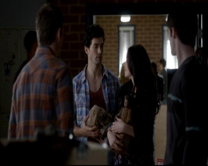 VampireDiariesWorld-dot-org_4x06WeAllGoALittleMadSometimes0559.jpg