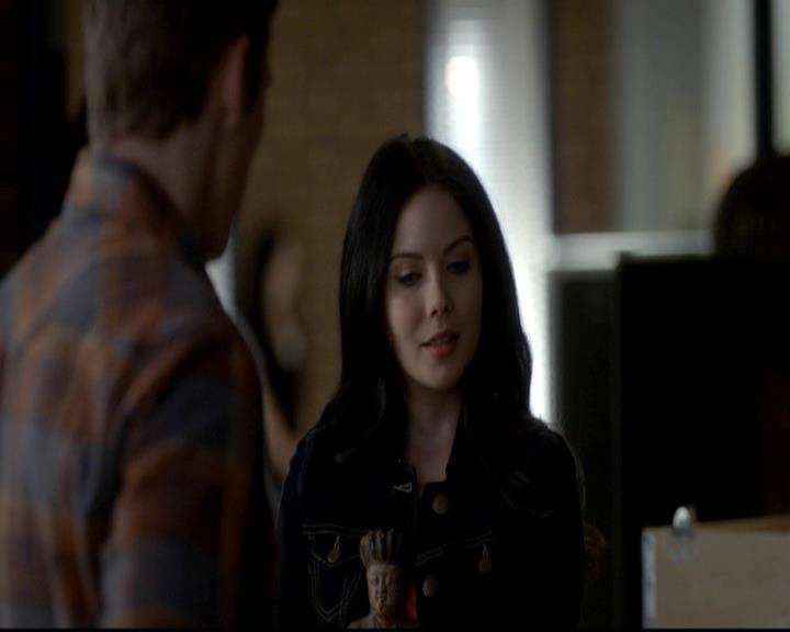 VampireDiariesWorld-dot-org_4x06WeAllGoALittleMadSometimes0577.jpg