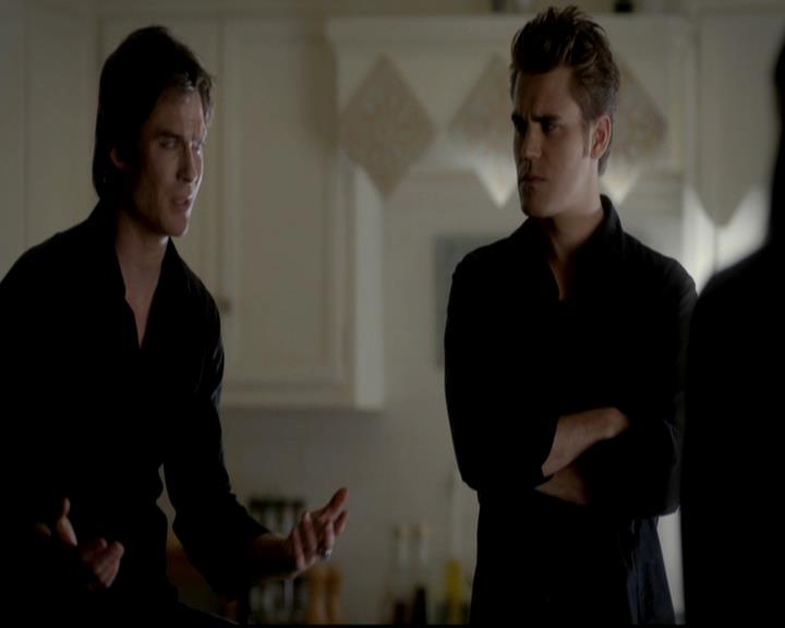 VampireDiariesWorld-dot-org_4x06WeAllGoALittleMadSometimes0604.jpg