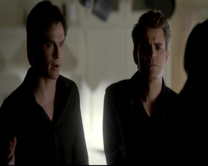 VampireDiariesWorld-dot-org_4x06WeAllGoALittleMadSometimes0615.jpg