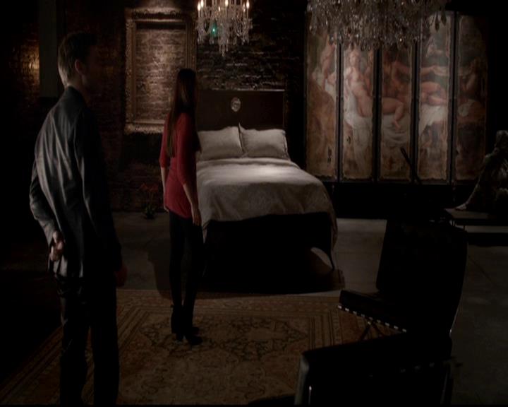 VampireDiariesWorld-dot-org_4x06WeAllGoALittleMadSometimes0638.jpg