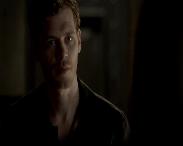 VampireDiariesWorld-dot-org_4x06WeAllGoALittleMadSometimes0650.jpg