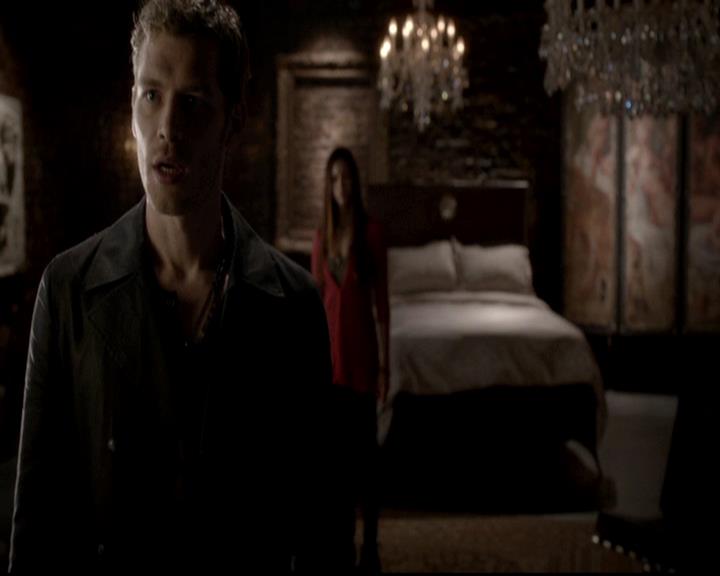 VampireDiariesWorld-dot-org_4x06WeAllGoALittleMadSometimes0663.jpg