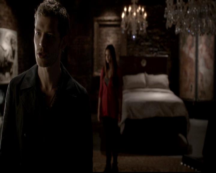 VampireDiariesWorld-dot-org_4x06WeAllGoALittleMadSometimes0667.jpg