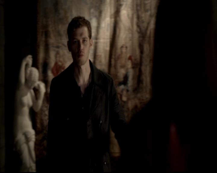 VampireDiariesWorld-dot-org_4x06WeAllGoALittleMadSometimes0685.jpg