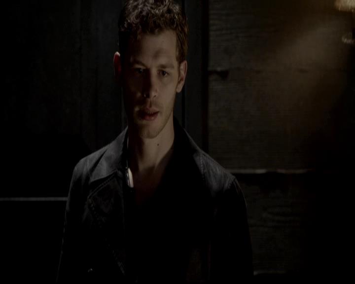 VampireDiariesWorld-dot-org_4x06WeAllGoALittleMadSometimes0698.jpg