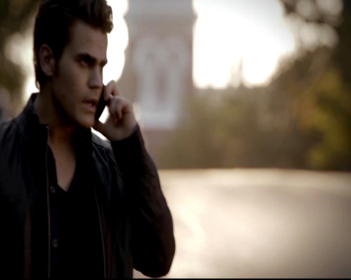 VampireDiariesWorld-dot-org_4x06WeAllGoALittleMadSometimes0720.jpg